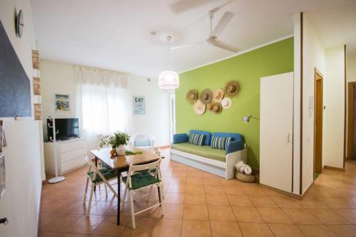 2-soggiorno-family tenuta-dei-Normanni