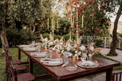 3-tavolo-Garden tenuta-dei-Normanni