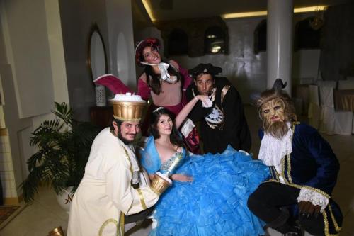 5-18-anni-Bella-e-bestia tenuta-dei-Normanni