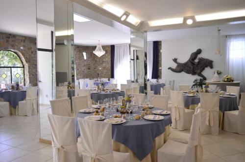 6-sala-Normanno-comunione tenuta-dei-Normanni